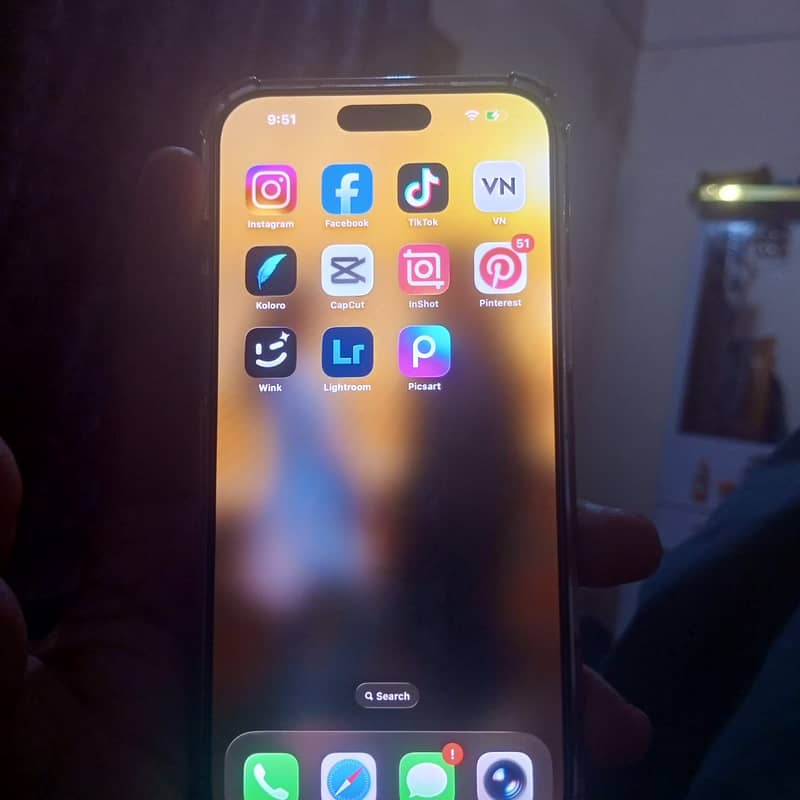 Apple iPhone 17 Pro Max 1