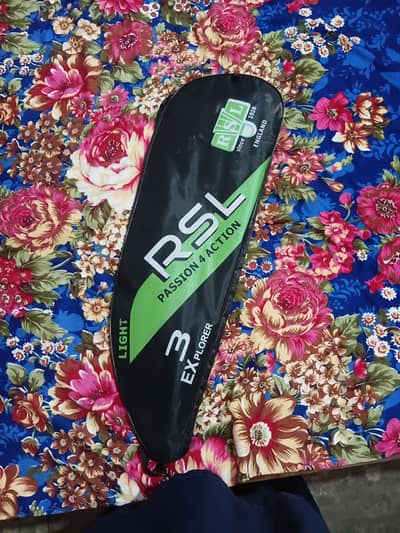Badminton racket