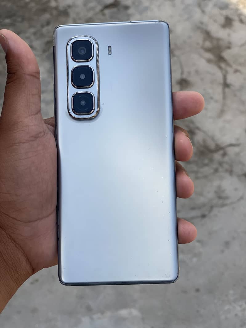 Mobile 1