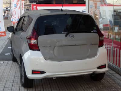 Nissan Note e-power E12 | Repaired Rear Bumper