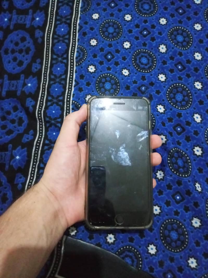 Apple iPhone 7 Plus 1
