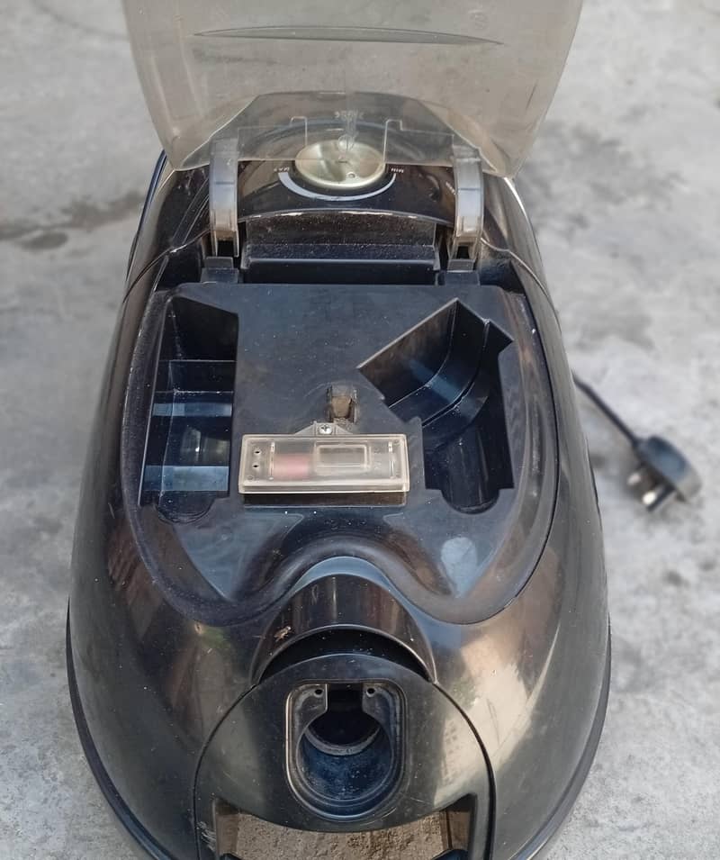 vacuum cleane 4