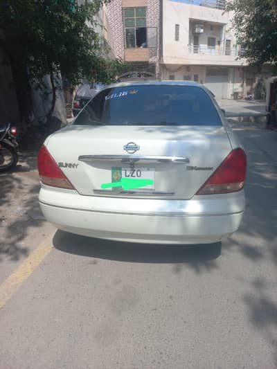 Nissan Sunny 2005