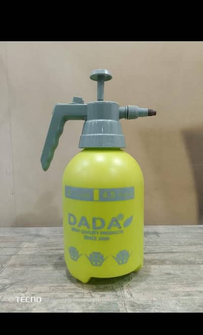 DADA 2-Liter Garden Pressure Sprayer – High-Quality Plant Mister
