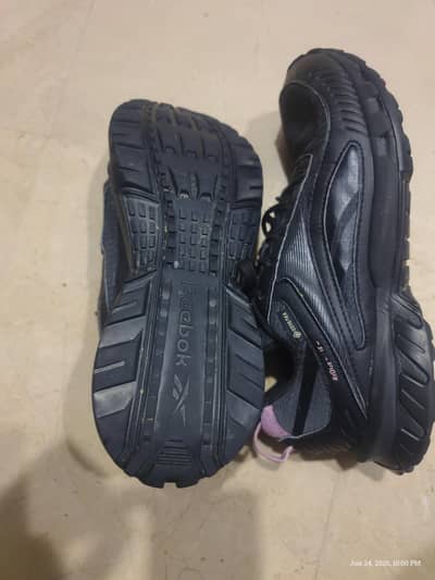 Brand Name: Rebok Size 5.5 Condition Good 9/10