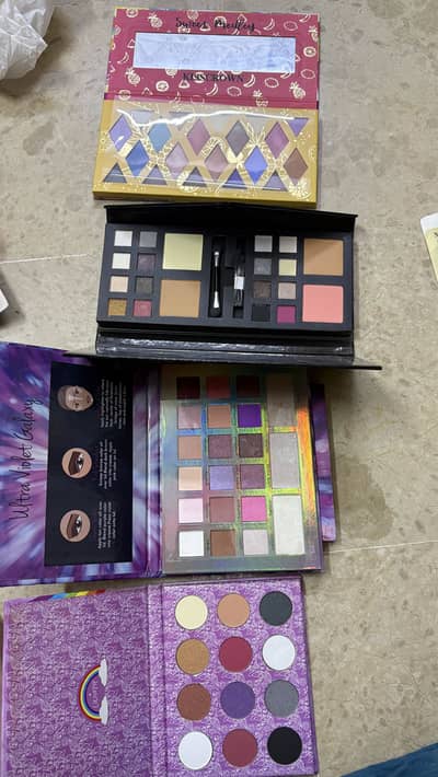 IMPORTED MAKEUP CLEARANCE DEAL PTO 70% OFF.