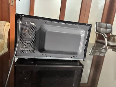 Kenwood Microwave Oven