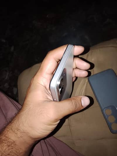 Vivo Y19s
