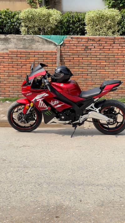 Yamaha R3 2022 model 400cc efi  400cc efi