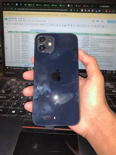 Apple iPhone 12