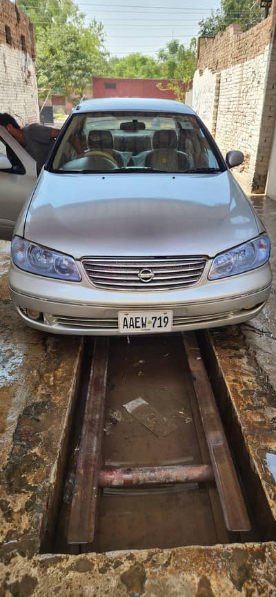 Nissan Sunny 2006