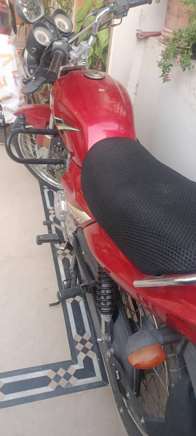 Yamaha YB125Z for sale