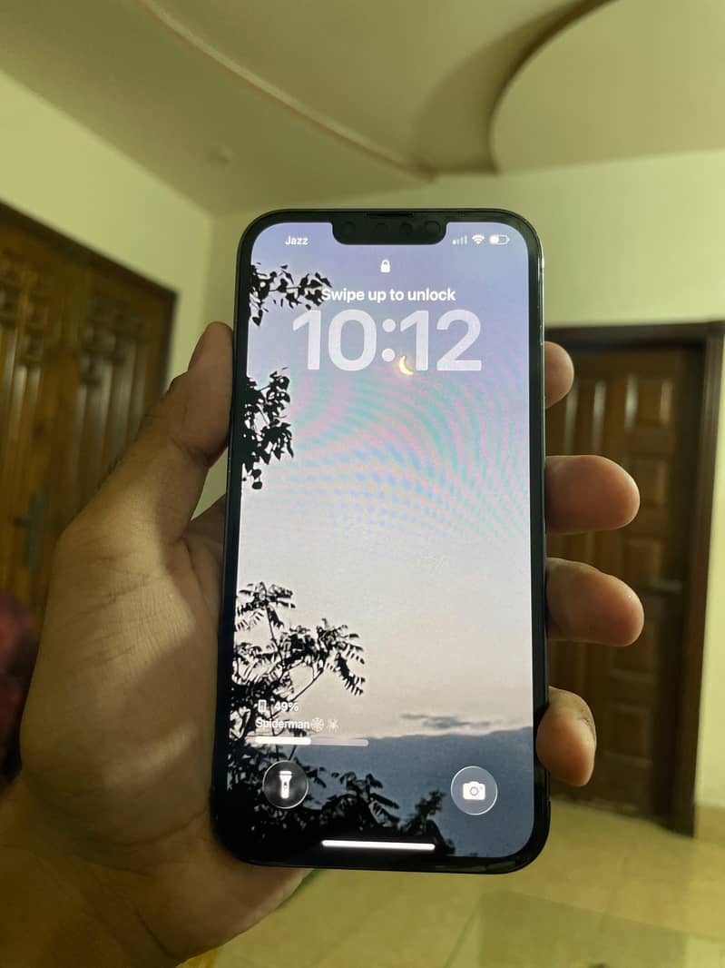 Apple iPhone 13 Pro 1