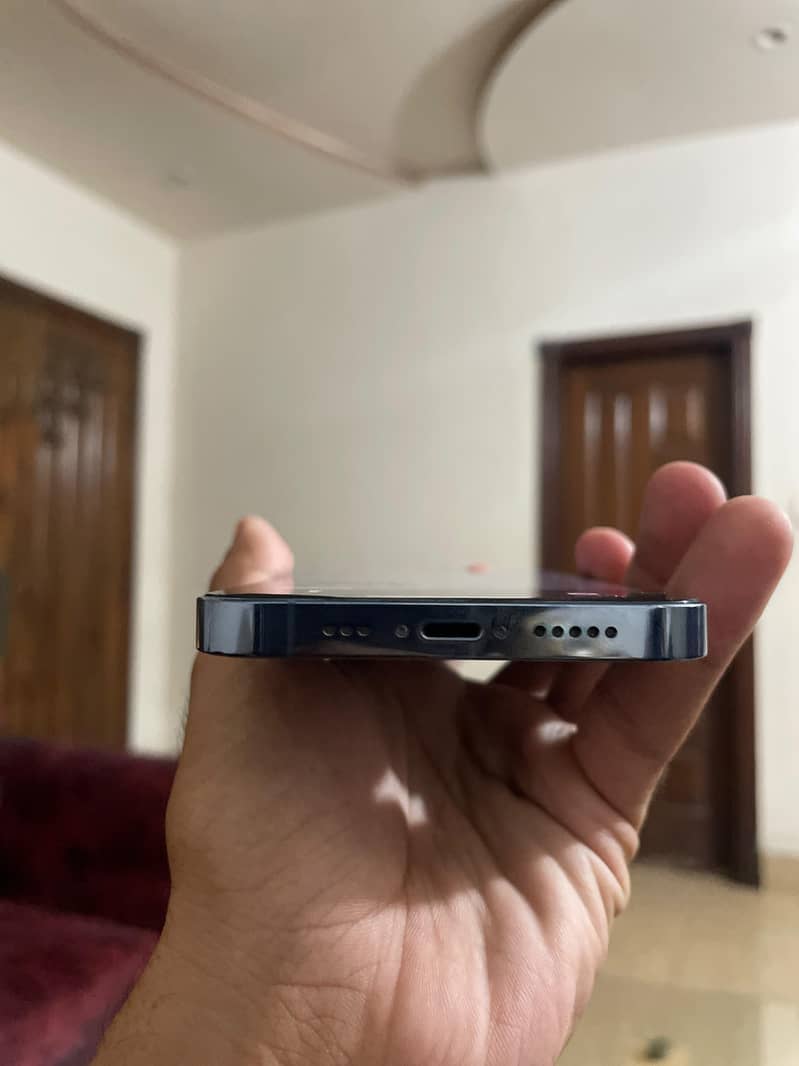 Apple iPhone 13 Pro 6