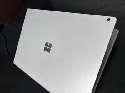 Microsoft surface book 2 Gtx 1060 6GB