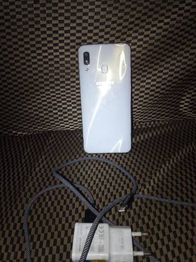 Samsung Mobile A30 final price 9000 03267651269