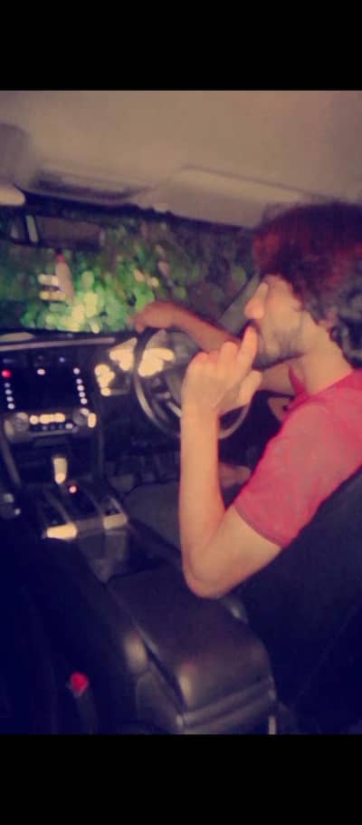 I'm need job driver+ Pakistani khany bna leta Hu