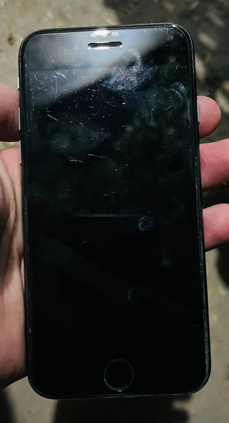 Apple iPhone 8 2