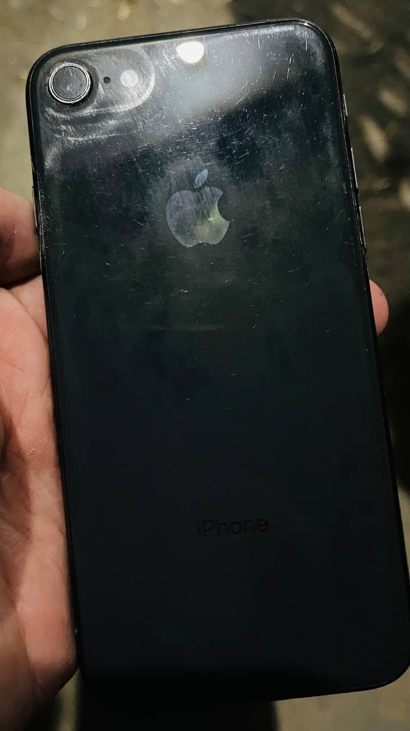 Apple iPhone 8 7
