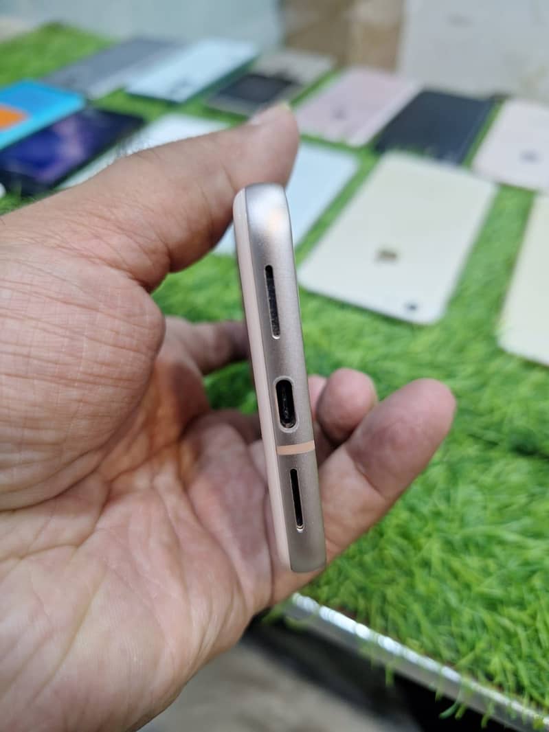 Google Pixel 8 1
