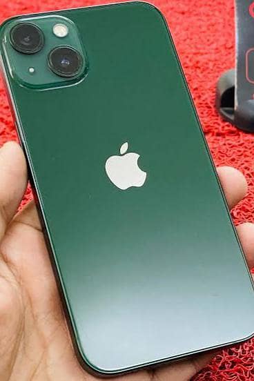 Apple iPhone 13