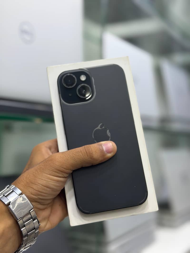 iPhone 15 1