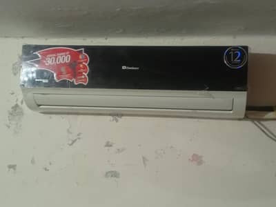 Dawlance DC inverter AC for sale. 03044855029