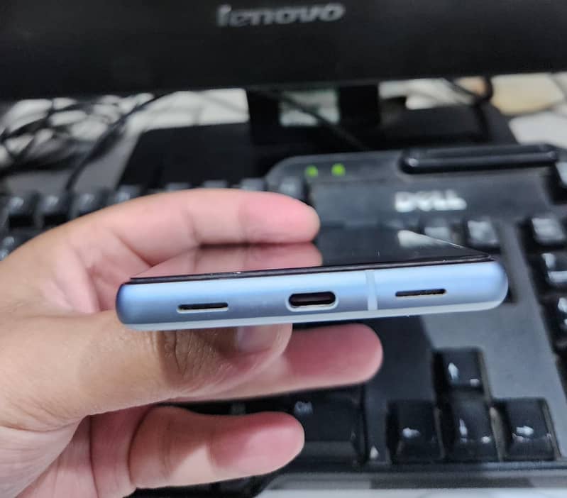 Google Pixel 7a 1