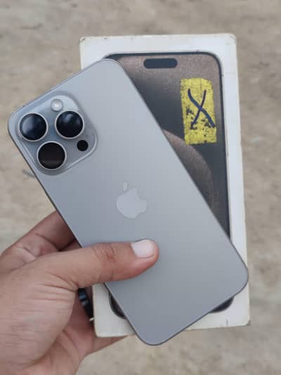 iPhone 15 Pro Max