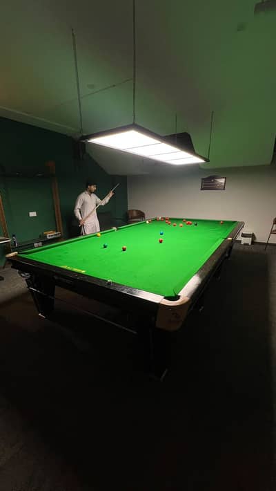 All in One Professional Snooker Set (Table, Cues, Balls, Light + More)