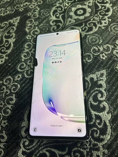 Samsung Mobile Note 10 Plus  12 /256