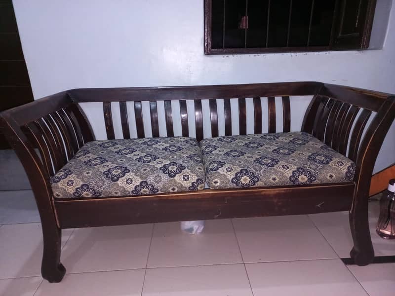 sofa set good condition 0