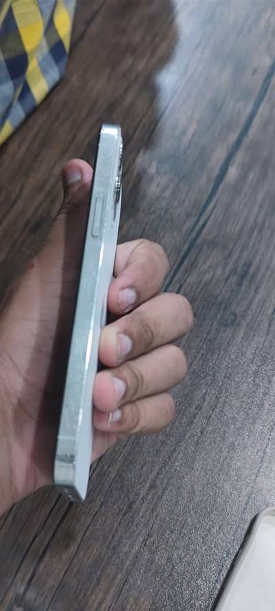 Apple iPhone 12 Pro