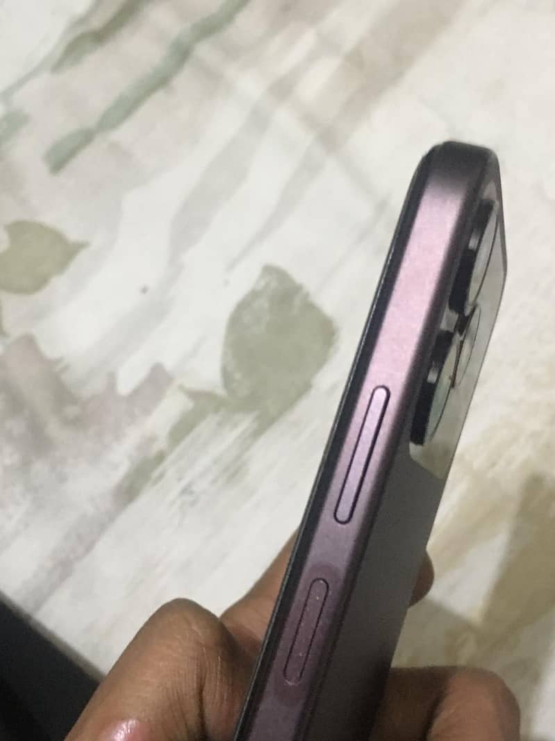 OPPO A6 4