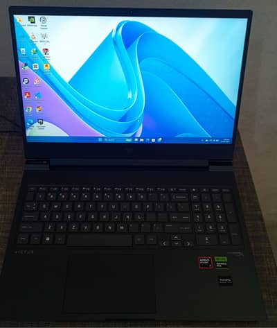 HP Victus 16 | Ryzen 7 8845HS | RTX 4070 (8GB) | 16GB DDR5 | 512GB