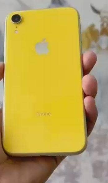 Apple iPhone XR