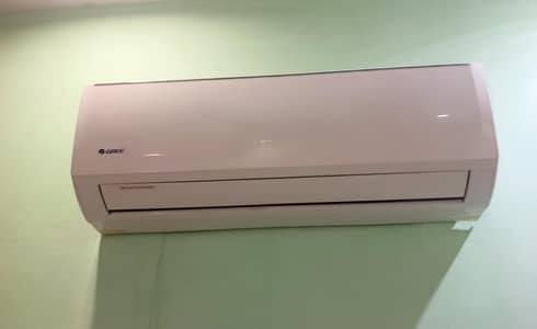 Gree 1 Ton AC For sale