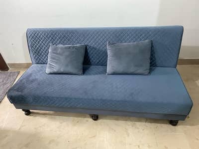 sofa combed