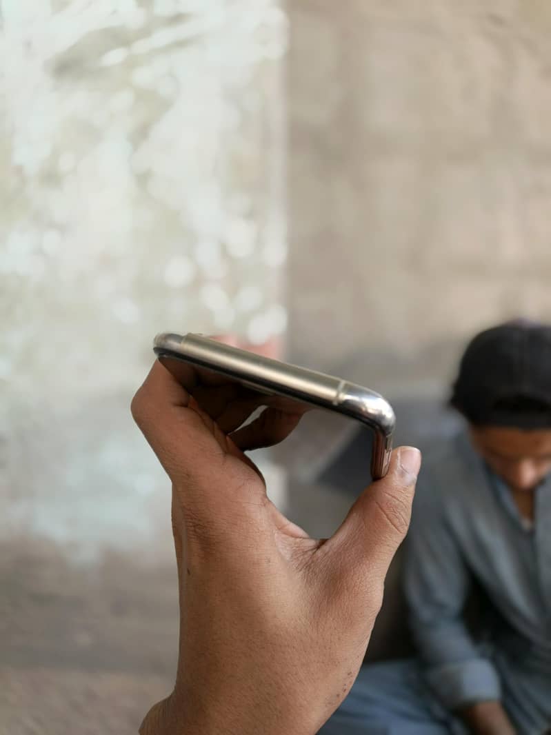 IPHONE 11PRO 3