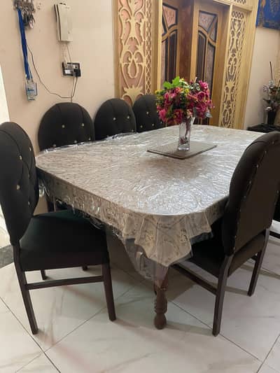 6 Seats Dining Table