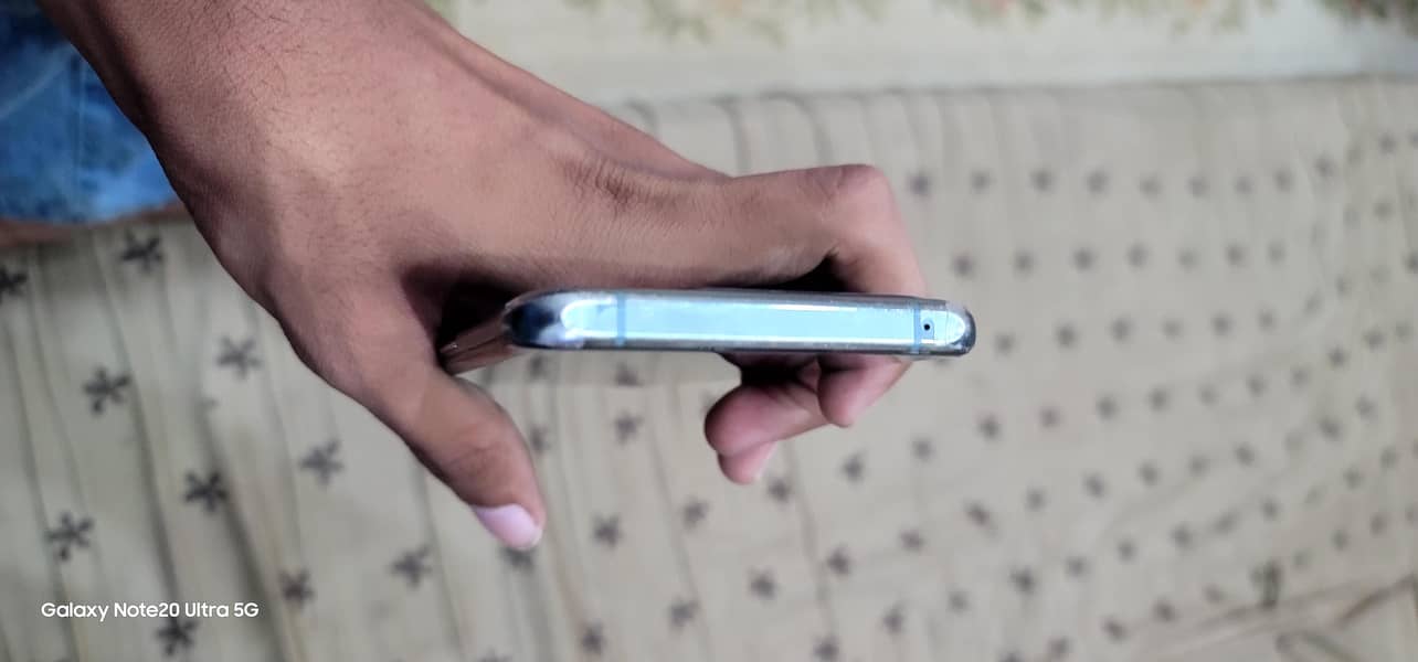 One Plus 10 Pro 5