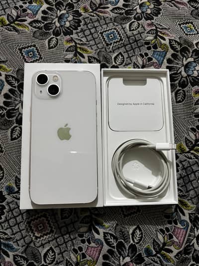 Apple iPhone 13