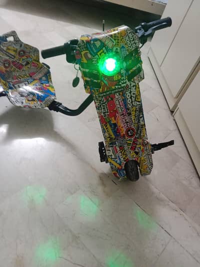 Electric tricycle