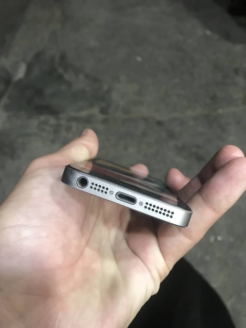 iPhone 5s 2