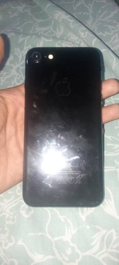 Apple iPhone 7