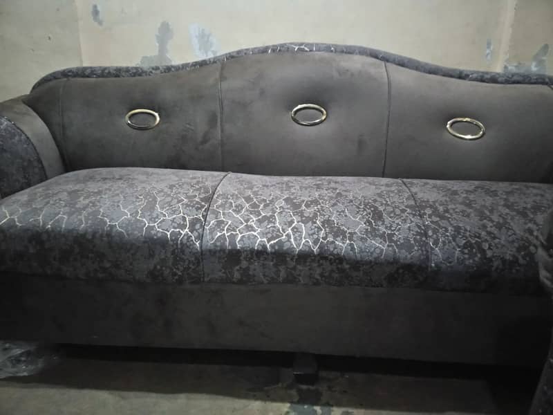 5 seated sofa set 0