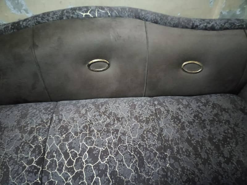 5 seated sofa set 2