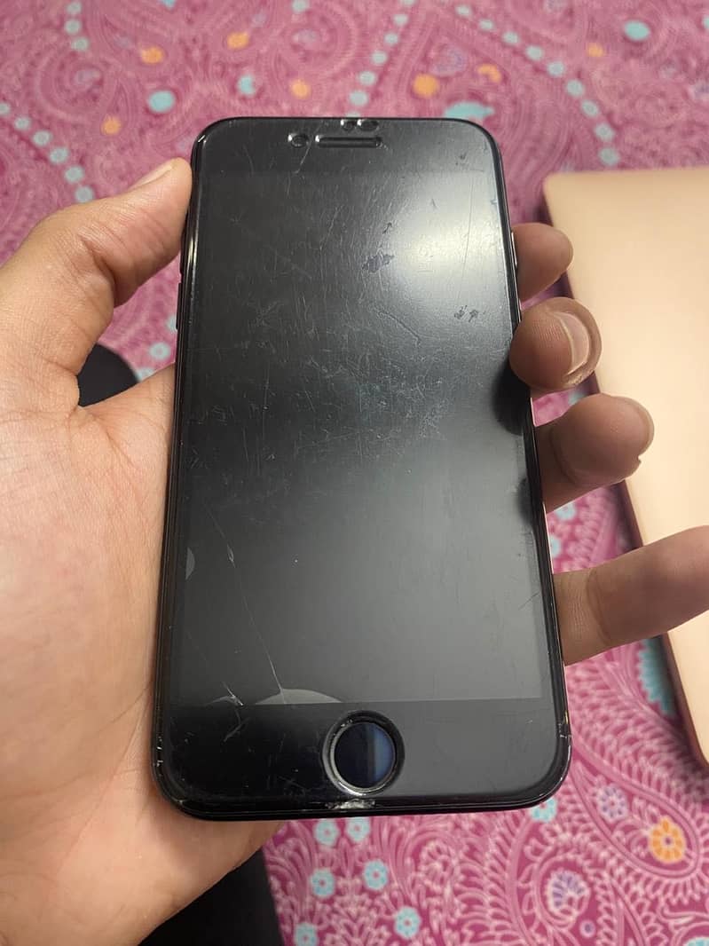 Iphone 7 32GB PTA approved 2