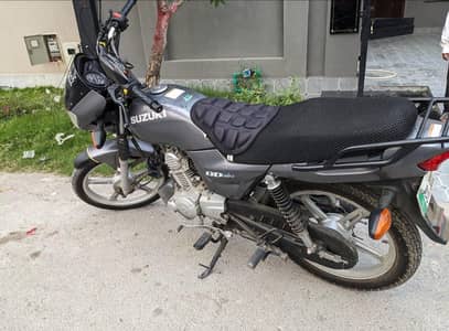 Suzuki gd110s single hand used all okay new tubless tyres new battery