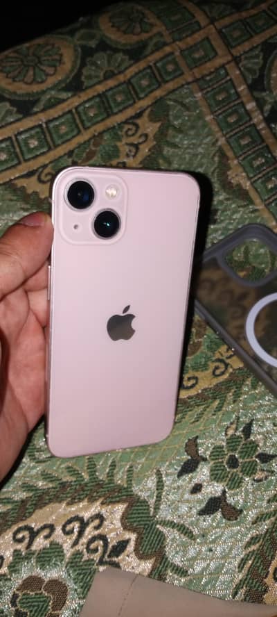iPhone 13
